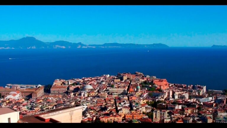 Descubre el fascinante mapa turístico de Nápoles