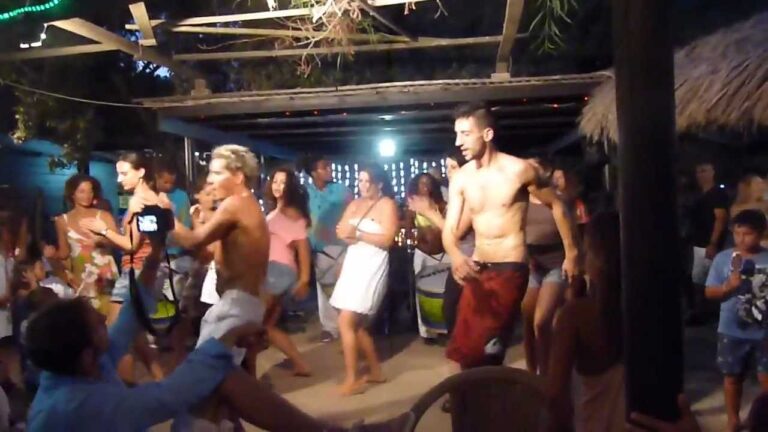 Club de Playa Tropicana: El Destino Perfecto para Relajarse
