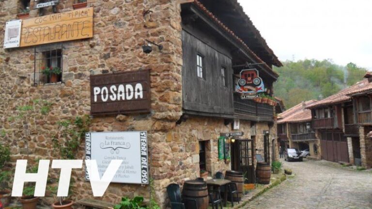 Hoteles en Barcena Mayor: Guía de Alojamiento en el Pueblo Histórico