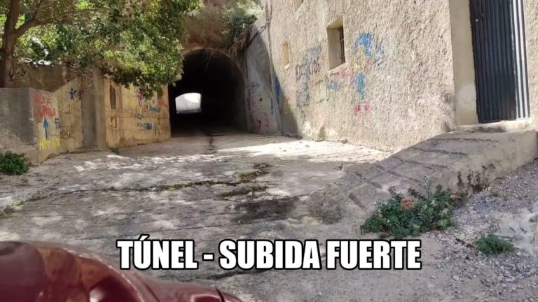 Descubre el encanto del Hostal Cortés en Garrucha