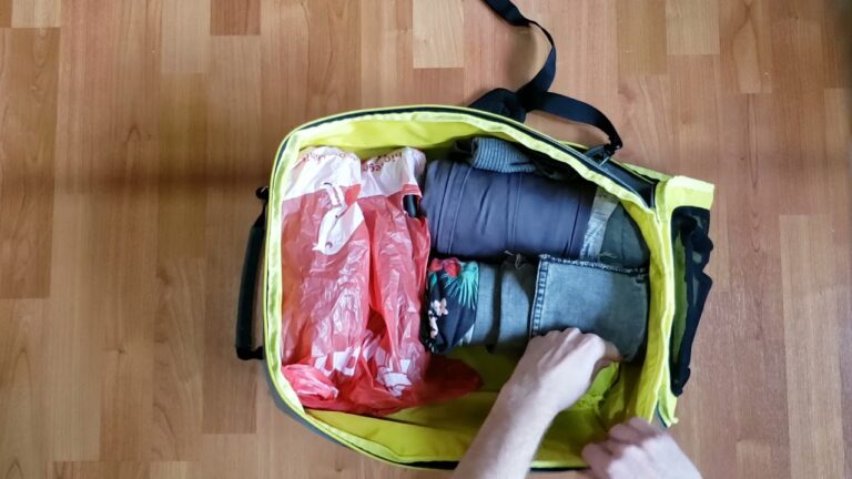 Ryanair lanza bolso de mujer: &iexcl;Descubre la &uacute;ltima tendencia!