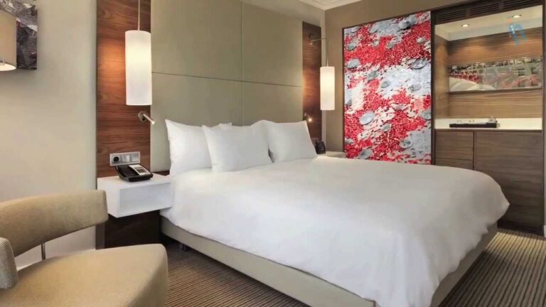 Hotel Hilton Barcelona: Lujo y comodidad en el corazón de la ciudad