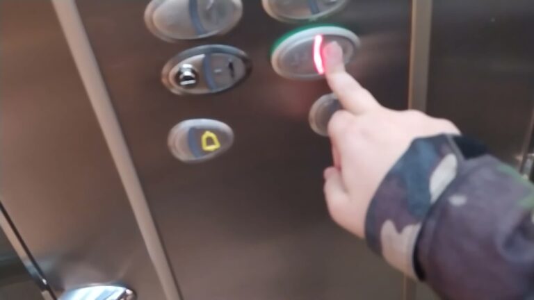 Estacionamiento en Centro Comercial A Laxe: Todo lo que necesitas saber