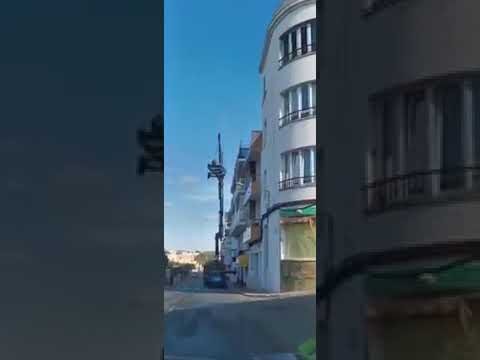 Barca en el balcón: Una historia de sueños y aventuras