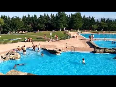 Las mejores piscinas con toboganes en Pamplona