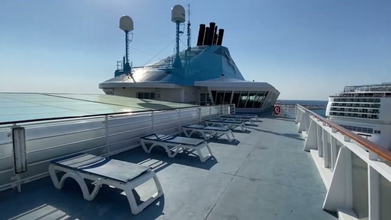 Explorando el Barco Celestyal Crystal: Una Aventura Inolvidable