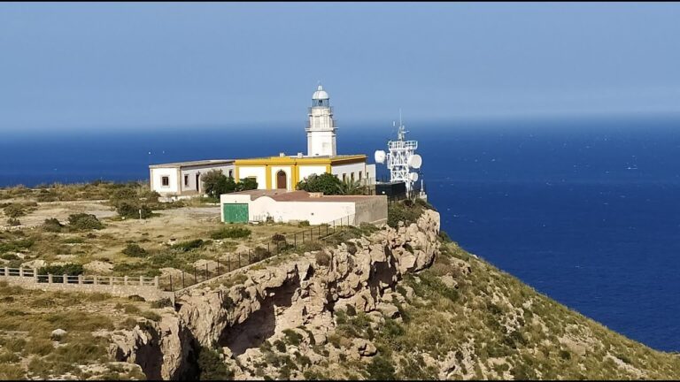 Explorando el Mirador del Cabo de Gata