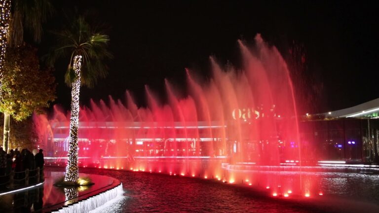 Horario Espect&aacute;culo Luces en Oasiz: Todo lo que debes saber