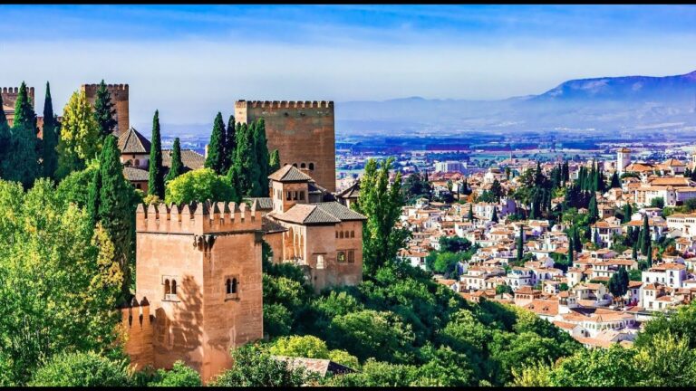 Explorando Granada: Aventuras con Viajes Explorer